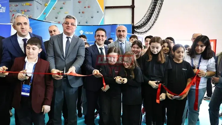 Uzmanından Ekran Uyarısı