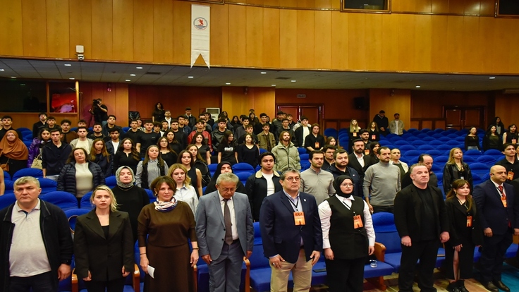 Uzmanından Ekran Uyarısı